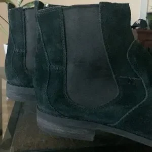 UGG | Shoes | Ugg Clyne Suede Ankle Chelsea Boots | Poshmark display picture 1